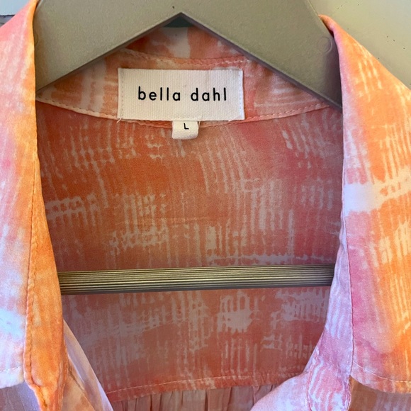 Women’s Bella Dahl Flowy Button Down Blouse - Picture 2 of 6